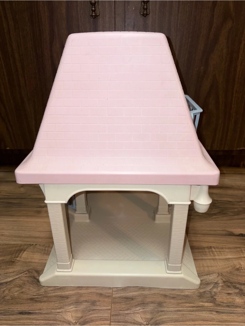 Vintage Little Tikes Grandma's Cottage Pink Roof Dollhouse Grandparents House